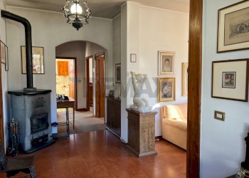 Hall / corridoio - Independent house via Antonio Gramsci
 
16, Sovere - photo 10