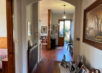 Hall / corridoio - Independent house via Antonio Gramsci
 
16, Sovere - photo 11