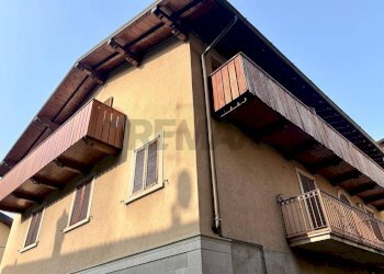 Edificio all\'aperto - Trilocale Piazza Monte Grappa
 
45, Villa d'Ogna - foto 22