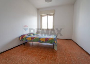 Camera da letto - Three-room apartment Via Dante Alighieri
 
2, Gorle - photo 22