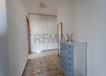 Corridoio - Three-room apartment Via Dante Alighieri
 
2, Gorle - photo 23