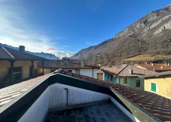 Vista delle montagne - Trilocale Piazza Monte Grappa
 
45, Villa d'Ogna - foto 5