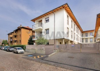 Edificio all\\\'aperto - Attico VIA A. MANZONI
 
20, Medolago - foto 2