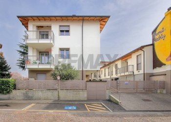 Edificio all\'aperto - Attic Bottanuco - photo 18