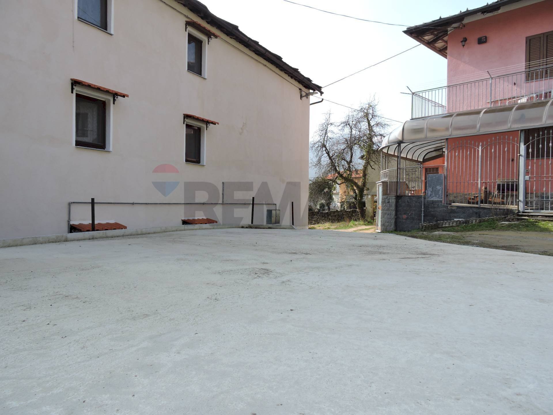 Edificio all\'aperto - Casa semi indipendente Borgata Frainetto
 
19, Coazze - foto 3