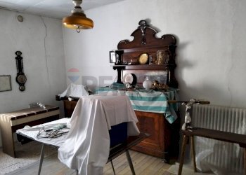 Sala da pranzo - Independent house Via Gisbenti
 
16, Valli del Pasubio - photo 3