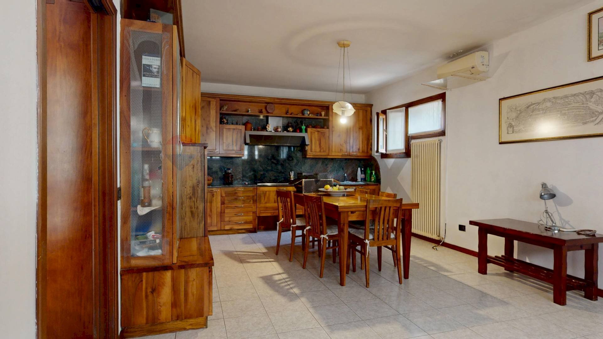 Sala da pranzo - Casa semi indipendente Via Stradone
 
123, Torri di Quartesolo - foto 1
