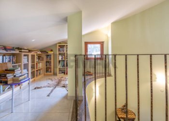 Scale - Villa VIA CONCEZIONE
 
12, Castel Frentano - foto 19