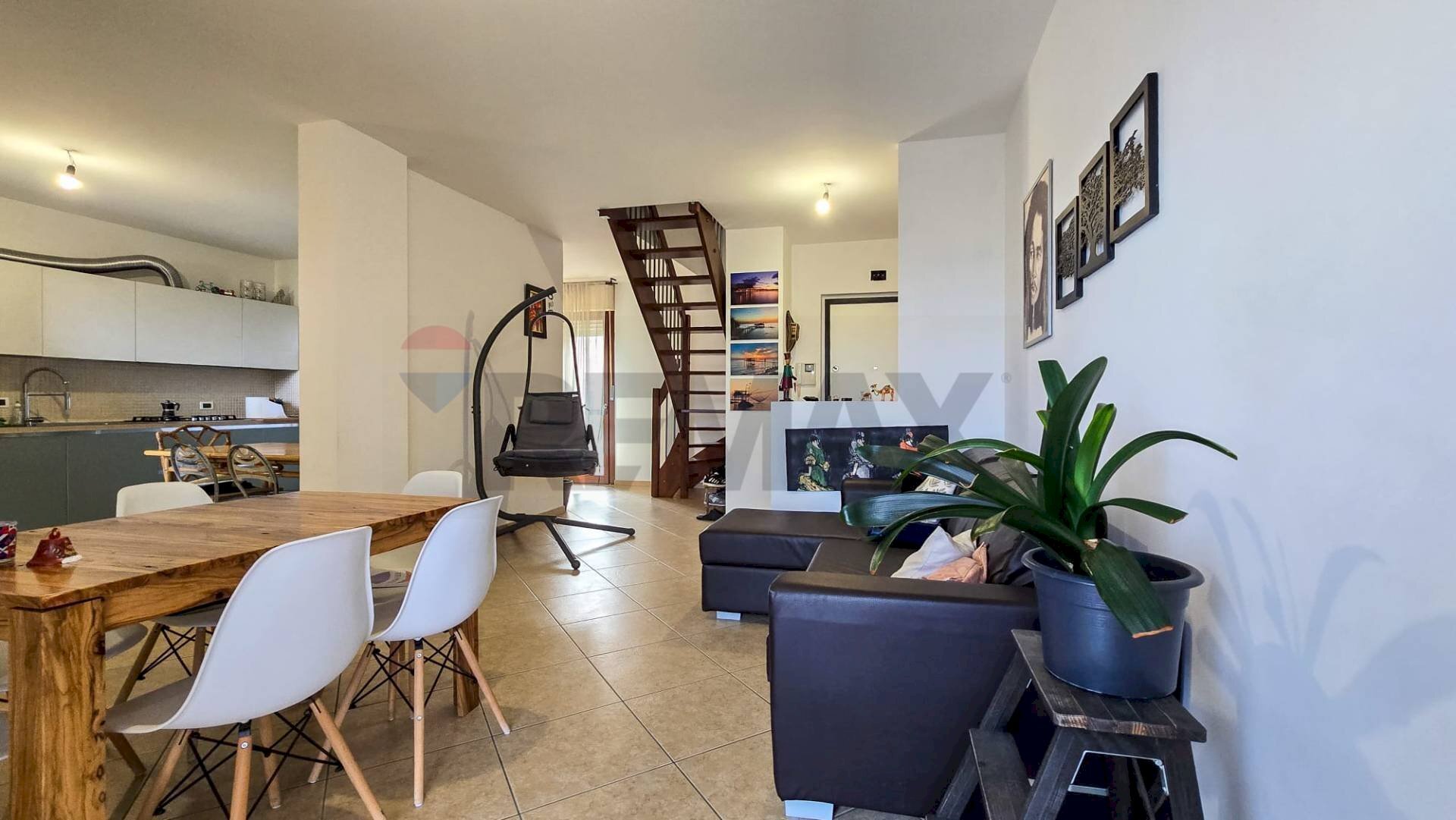 Sala da pranzo - Villa Bifamiliare Via Massera
 
52/c, Spoltore - foto 1