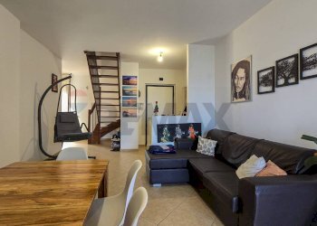 soggiorno - Semi-detached Villa via Massera
 
52, Spoltore - photo 12