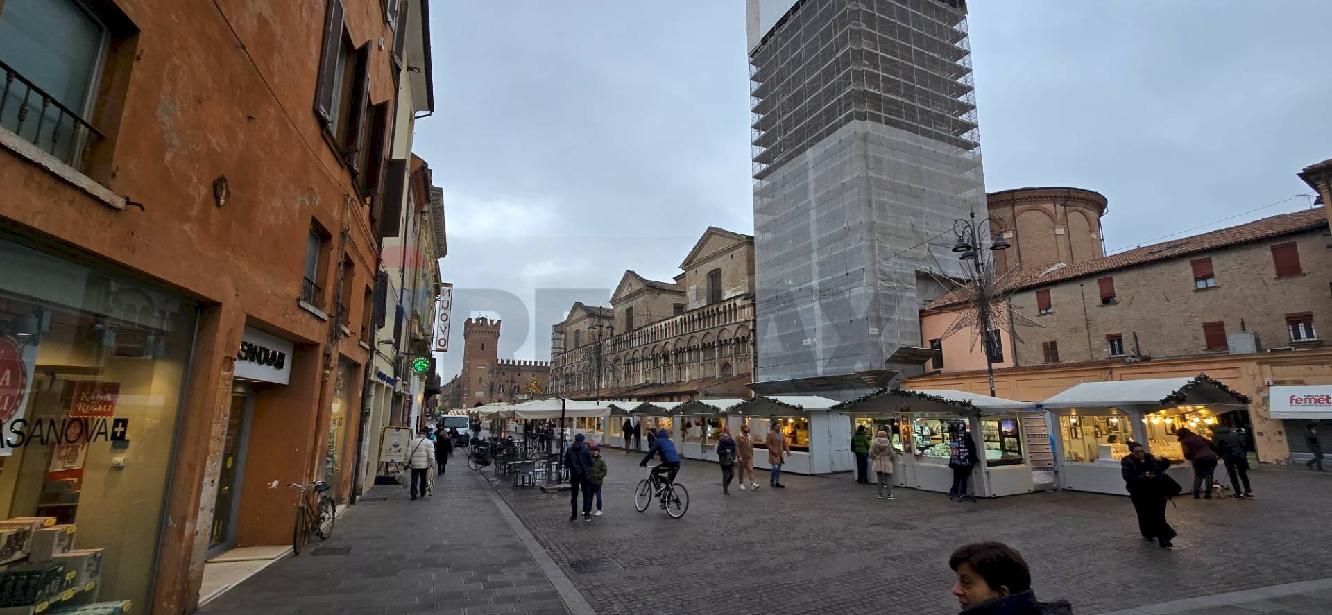 Edificio all\'aperto - Bar Tavola Calda - Fredda Ferrara - foto 3