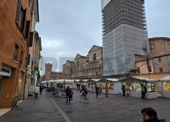 Edificio all\'aperto - Bar Tavola Calda - Fredda Ferrara - foto 3