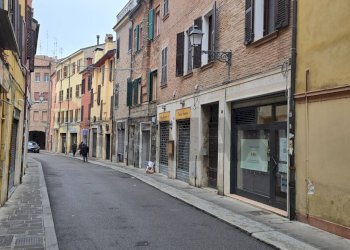 Edificio all\'aperto - Bar Tavola Calda - Fredda Ferrara - foto 10