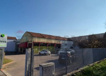 Edificio all\'aperto - Capannone Via Modena
 
267, Ferrara - foto 2