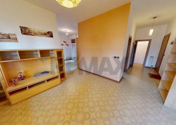 Hall / corridoio - Appartamento Via Germoglio
 
82, Ferrara - foto 3