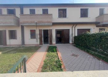 Casa all\'aperto - Villa a Schiera via caduti di cefalonia
 
11, Copparo - foto 3