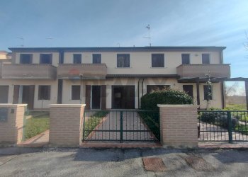 Casa all\'aperto - Villa a Schiera via caduti di cefalonia
 
11, Copparo - foto 5