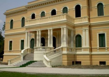 Casa all\'aperto - Villa Viale adriatico
 
2, Ferrara - foto 1