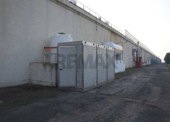 Edificio all\'aperto - Capannone Via Codigoro
 
15, Ostellato - foto 17