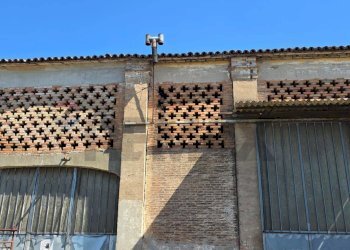 Edificio all\'aperto - Rustico Ferrara - foto 6