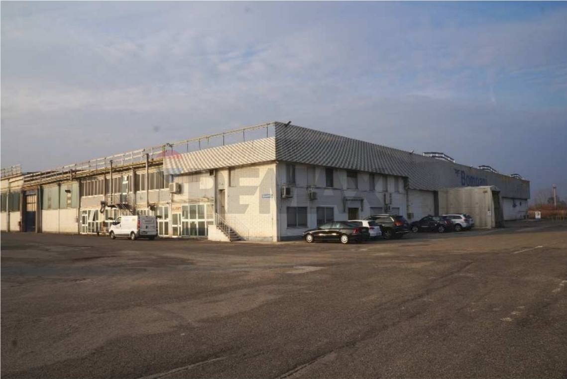 Edificio all\'aperto - Shed Via codigoro
 
15, Ostellato - photo 1