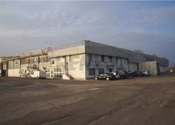 Edificio all\'aperto - Capannone Via codigoro
 
15, Ostellato - foto 1