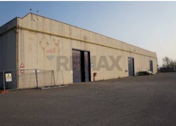 Edificio all\'aperto - Capannone Via codigoro
 
15, Ostellato - foto 5