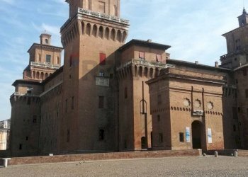 Edificio all\'aperto - Negozio Ferrara - foto 9
