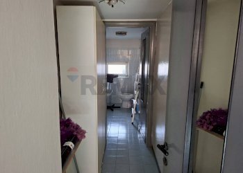 Hall / corridoio - Commercial Premises Via Buzzati
 
36, Belluno - photo 5