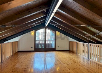 Stanza vuota - Commercial Premises Belluno - photo 5