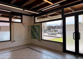 Stanza vuota - Commercial Premises Belluno - photo 4