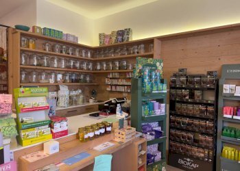 Dispensa di stoccaggio - Locale Commerciale Viale Dolomiti
 
18, Ponte nelle Alpi - foto 7