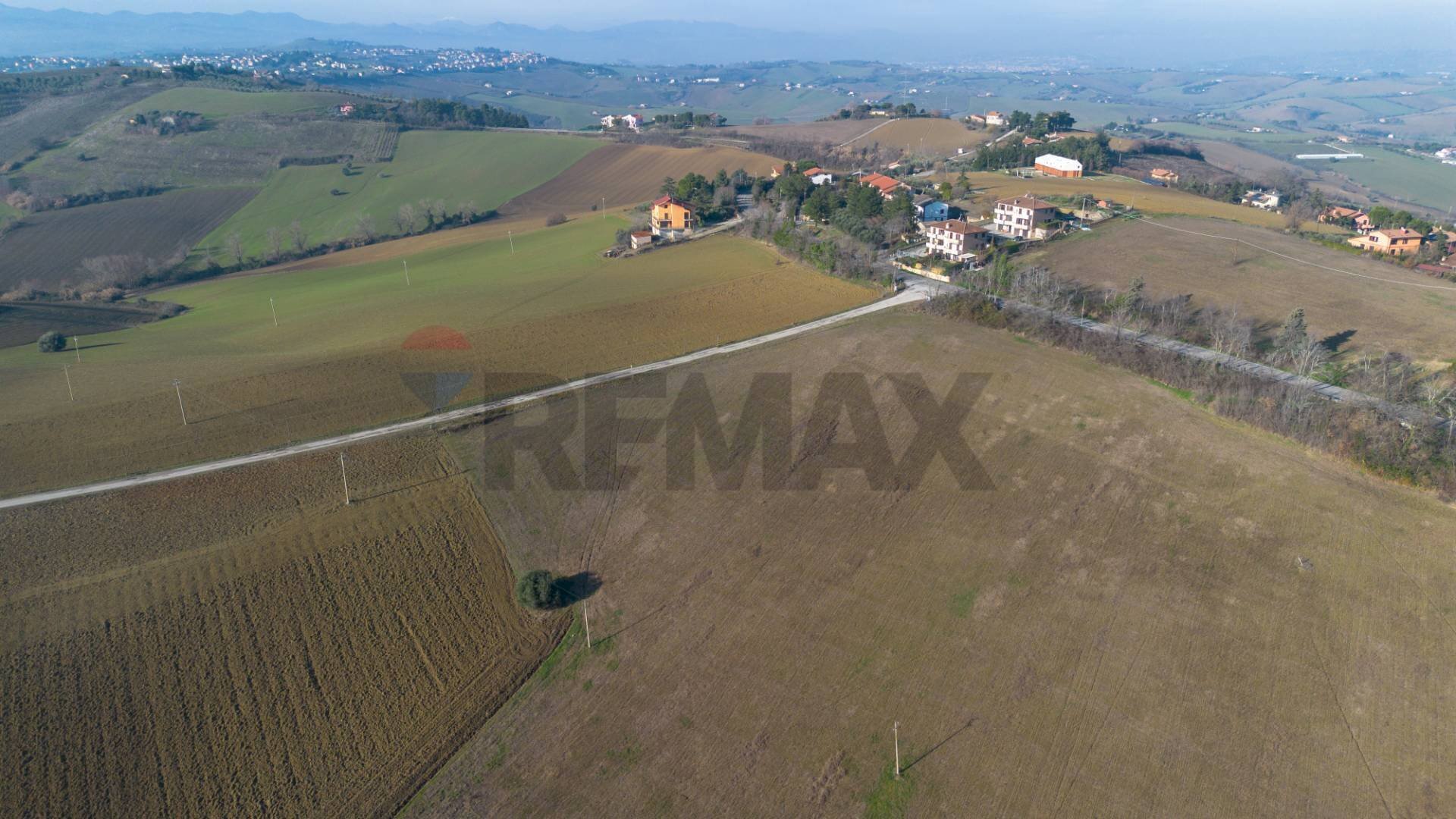 Vista delle montagne - Terreno edificabile Polverigi - foto 3