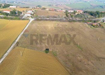 Vista delle montagne - Building land Polverigi - photo 4