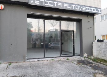 Terrazza - Negozio Via Marconi
 
19, Porto Recanati - foto 4