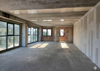 Parcheggio - Capannone Via Barca
 
48, Loreto - foto 7