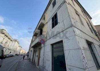 Edificio all\'aperto - Three-room apartment Via Flaminia
 
574, Falconara Marittima - photo 16