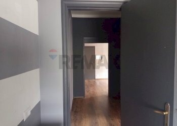 Hall / corridoio - Trilocale Bologna
 
20, Monte San Vito - foto 9