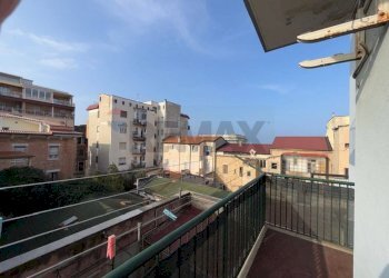 Balcone - Four-room apartment Falconara Marittima - photo 8