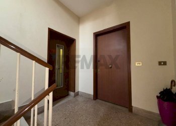Hall / corridoio - Four-room apartment Falconara Marittima - photo 21