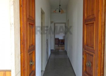 Hall / corridoio - Three-room apartment Via Bruno Buozzi
 
10, Falconara Marittima - photo 3