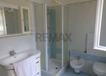 Bagno - Three-room apartment Via Bruno Buozzi
 
10, Falconara Marittima - photo 20