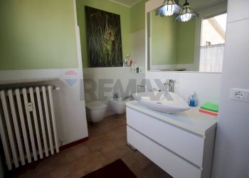Bagno - Four-room apartment VIA PETOS
 
48, Ponteranica - photo 15