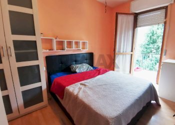 Camera / camera da letto - Three-room apartment Via Vittorio Veneto
 
1445, Presezzo - photo 7