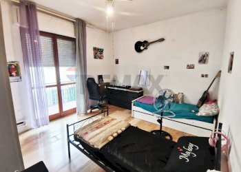 Camera / camera da letto - Three-room apartment Via Vittorio Veneto
 
1445, Presezzo - photo 12