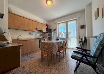 Cucina - Bilocale Serina - foto 1