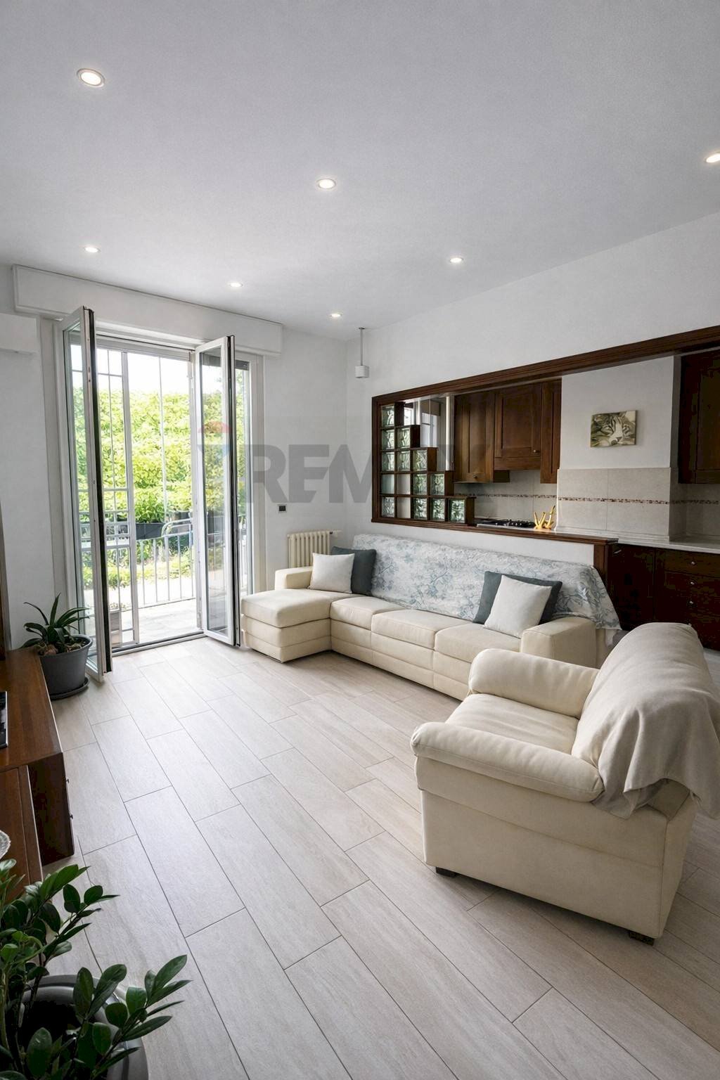 Soggiorno - Trilocale VIALE BARACCA
 
40, Arona - foto 1