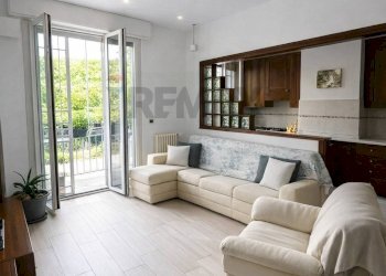 Soggiorno - Trilocale VIALE BARACCA
 
40, Arona - foto 1