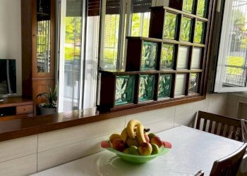 Sala da pranzo - Trilocale VIALE BARACCA
 
40, Arona - foto 5