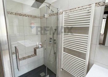 Bagno - Trilocale VIALE BARACCA
 
40, Arona - foto 11